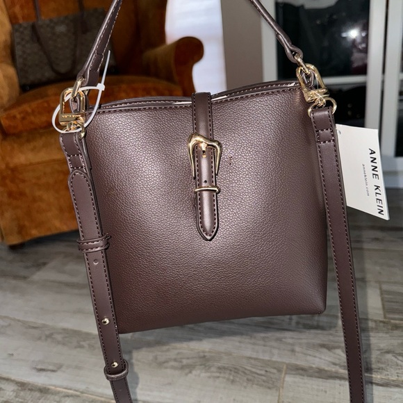 SOLD!!!! - Picture 1 of 4